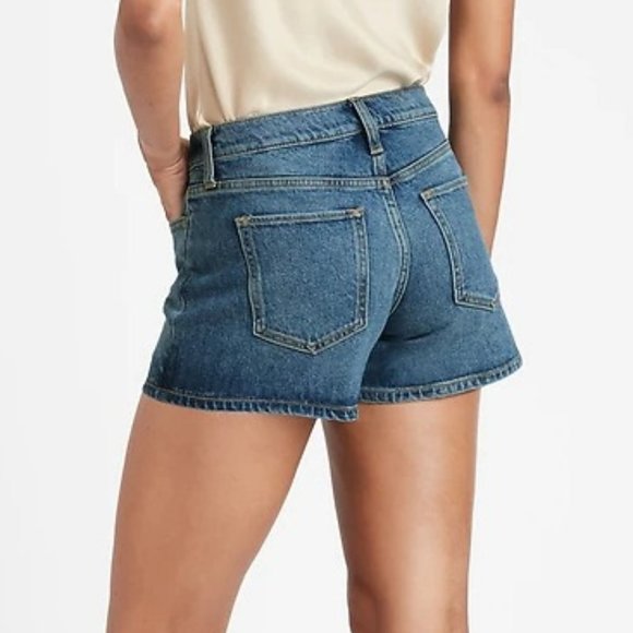 Banana Republic Jeans Women's Mid-Rise Medium Wash Classic Denim Shorts Size 6 - Picture 3 of 13